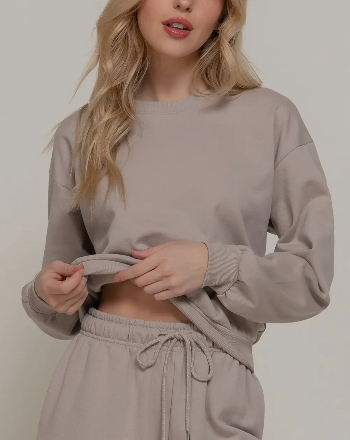 Chelsea Long Sleeve Crewneck Sweatshirt | buttery soft loungewear

 

 